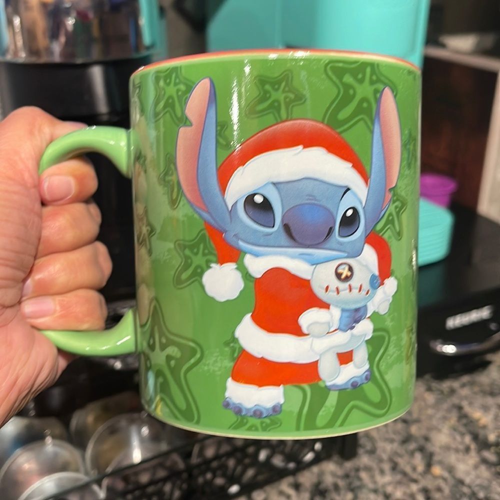 Disney Lilo & Stitch Oversized Mug Cup 20oz Christmas Holiday Festive Sa…